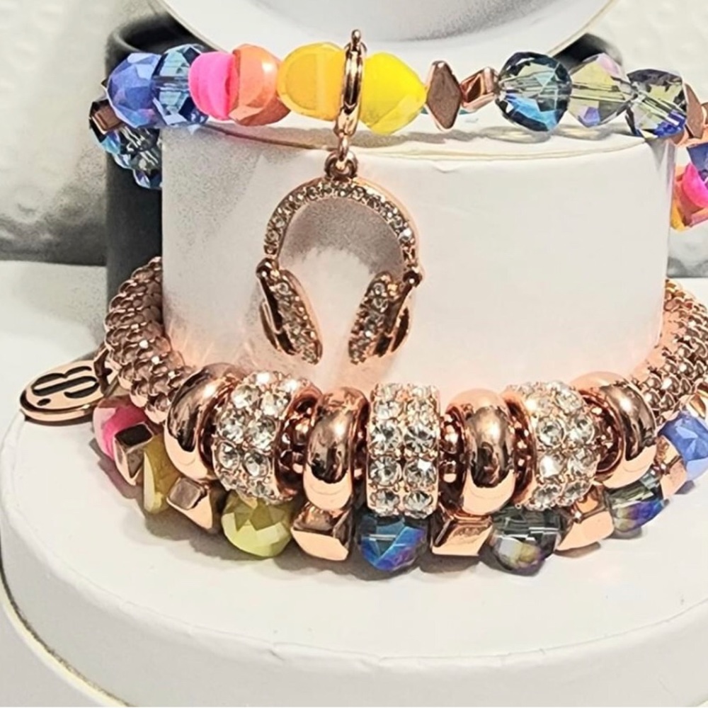 BP 2023 Halloween bracelet stack. Brand new. Upside Down (Stranger things themed